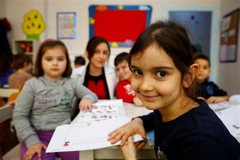 Özel Okullarda Öğrenci Başarılarını Kutlama ve Ödüllendirme